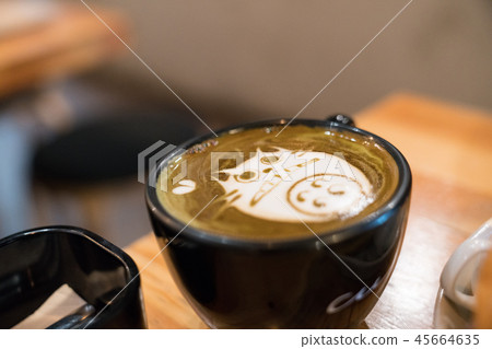 有一個庫存。 有一個庫存。 45664635