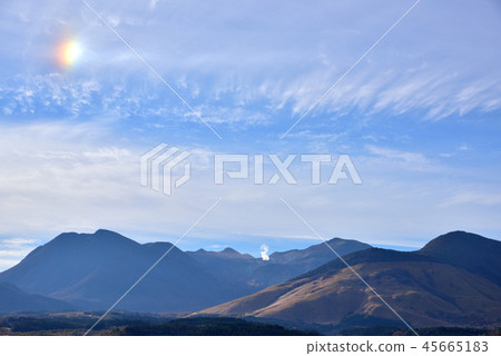 Kuju-Ren Kuju-Ren-yama Iroyama Fume Oita Prefecture Kusetsu-cho Shikisai Road Kuju-Ren Kuju-Ren-yama Iroyama Fume Oita Prefecture Kusetsu-cho Shikisai Road 45665183