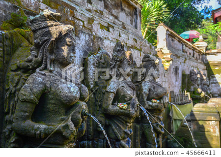 Stone statue of Goa Gajah 45666411
