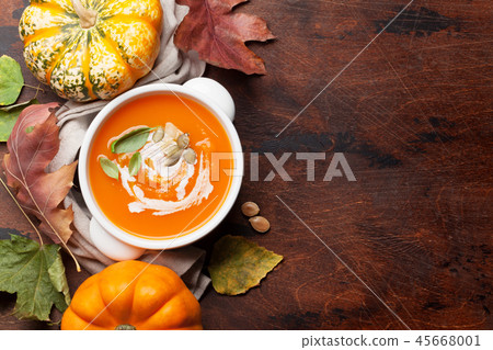 Autumn vegetarian pumpkin cream soup Autumn vegetarian pumpkin cream soup 45668001