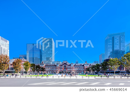 Tokyo Station Marunouchi mouth Station front view 45669014