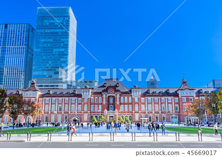 Tokyo Station Marunouchi mouth Station front view 45669017