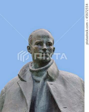 Statue of russian poet Nikolai Rubtsov 45672554
