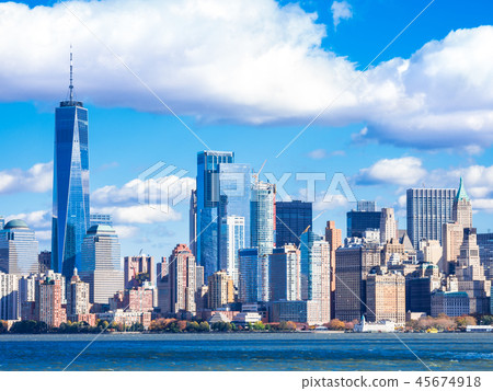 紐約曼哈頓的摩天大樓 紐約曼哈頓的摩天大樓 45674918