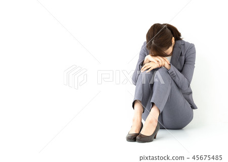 人傷心 45675485