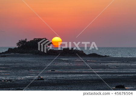 Incheon, Korea, Ganghwa Island, Janghwa-ri Incheon, Korea, Ganghwa Island, Janghwa-ri 45676504