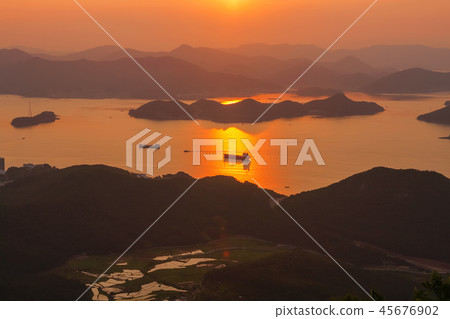 Gyeongsangnam-do, Korea, Tongyeong, Mireuksan 45676902