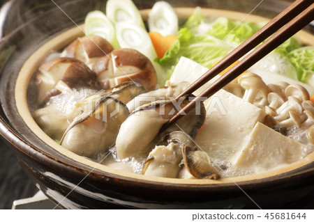Oyster hotpot 45681644
