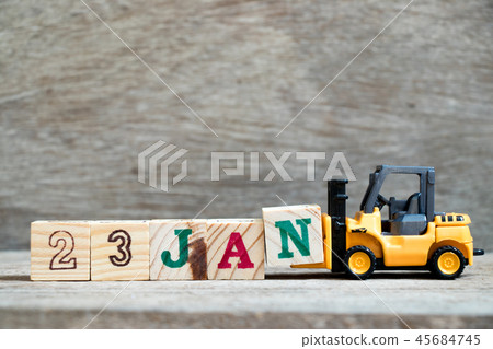 Toy forklift hold block N to complete word 23jan Toy forklift hold block N to complete word 23jan 45684745