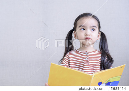 3 years old, we are friends 45685434