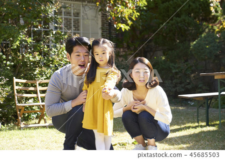 Family, Dad, Mom, Daughter, Korean Family, Dad, Mom, Daughter, Korean 45685503