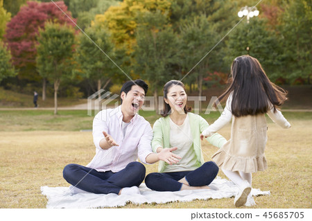 Family, Dad, Mom, Daughter, Korean 45685705