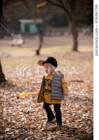 Children, Autumn, Fallen leaves, Olympic park, Outdoors, Child, Boy Children, Autumn, Fallen leaves, Olympic park, Outdoors, Child, Boy 45686706