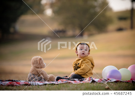 兒童,秋季,奧林匹克公園,戶外,兒童,男孩 兒童,秋季,奧林匹克公園,戶外,兒童,男孩 45687245
