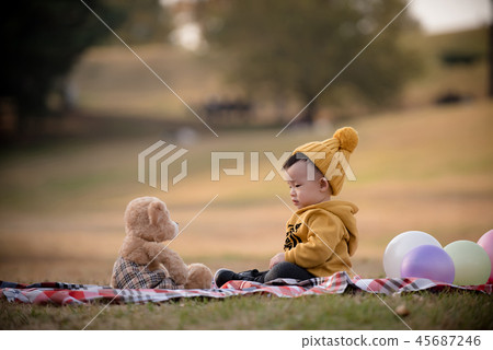 兒童,秋季,奧林匹克公園,戶外,兒童,男孩 兒童,秋季,奧林匹克公園,戶外,兒童,男孩 45687246