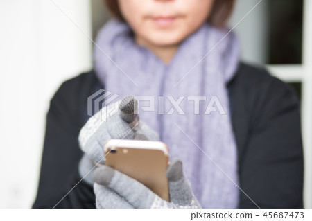 Hand of winter Hand of winter 45687473