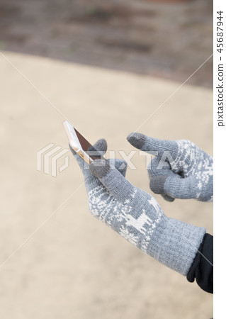 Hand of winter 45687944