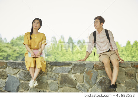 Couple, lover, student, college student, date, summer, park 45688558