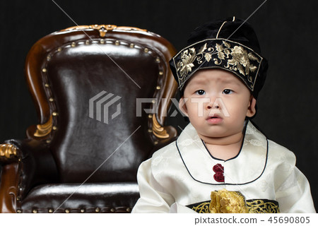 Children, hanbok, child, indoor, fortune-telling Children, hanbok, child, indoor, fortune-telling 45690805