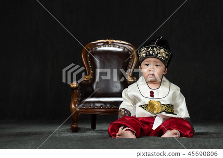 Children, hanbok, child, indoor, fortune-telling Children, hanbok, child, indoor, fortune-telling 45690806