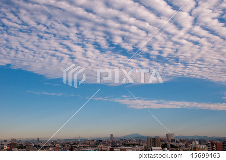 Autumn clouds 45699463