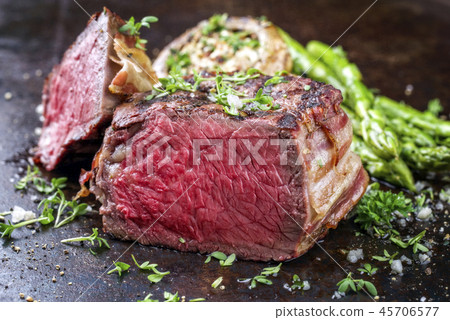 Barbecue Wagyu Point Steak with green Asparagus  45706577