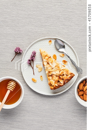 Apple and almond pie 45709858