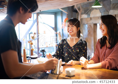 Lunch time cafe coffee OL clerk restaurant image 45712433