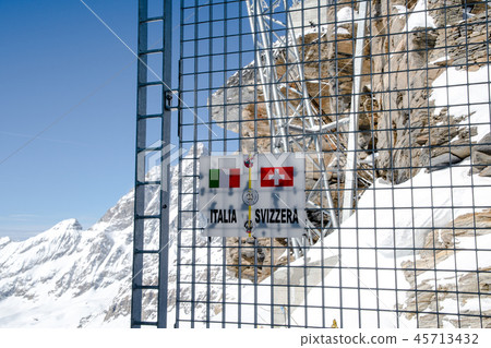 Breuil-Cervinia Plateau Rosa意大利 - 瑞士邊境（三月，意大利，瑞士） 45713432
