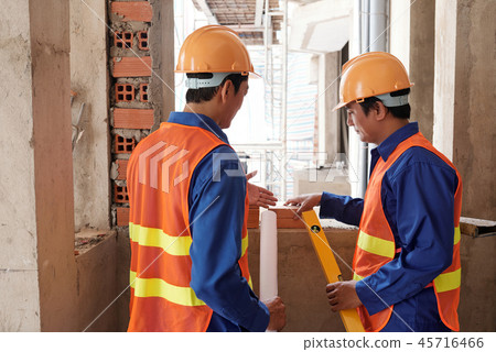 Discussing bricks types 45716466