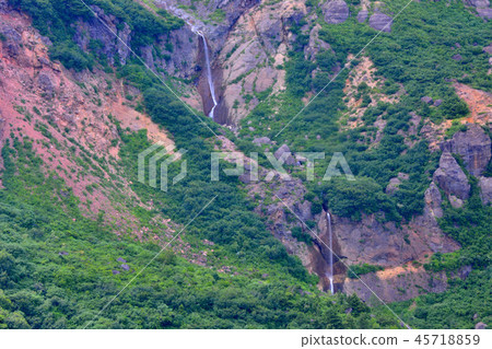 Zao, Komasodaira, Pendulum Falls visible from the observatory and in the distance (2) Zao, Komasodaira, Pendulum Falls visible from the observatory and in the distance (2) 45718859