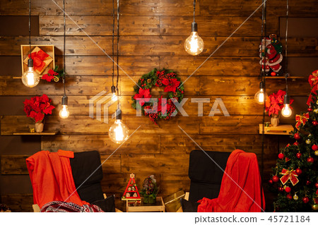 Waiting for the Christmas story in this cozy seats. 45721184