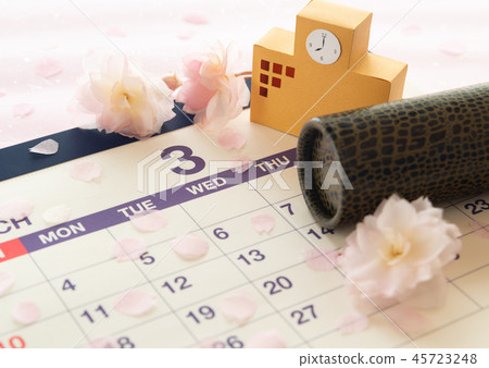 Round tube Diploma tube Sakura Graduation School building Diploma tube Calendar March Crocodile pattern Round tube Round tube Crocodile leather 45723248