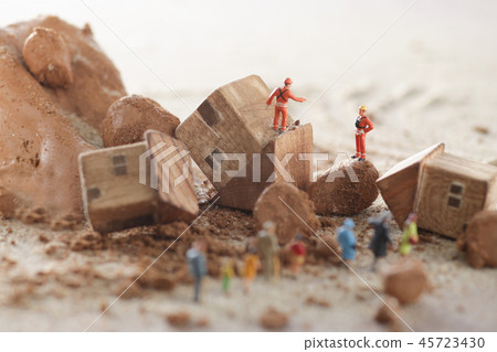 A model of a natural disaster and a landslide diorama A model of a natural disaster and a landslide diorama 45723430
