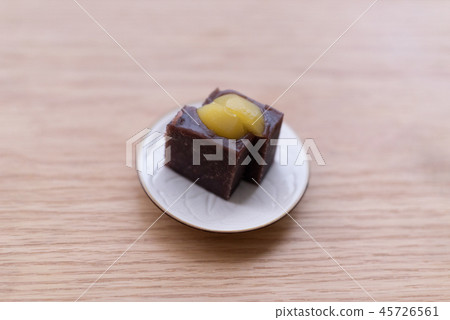 板栗蒸羊皮 板栗蒸羊皮 45726561