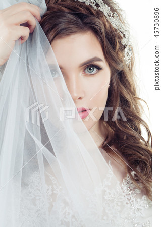 Cute bride woman in veil Cute bride woman in veil 45730896
