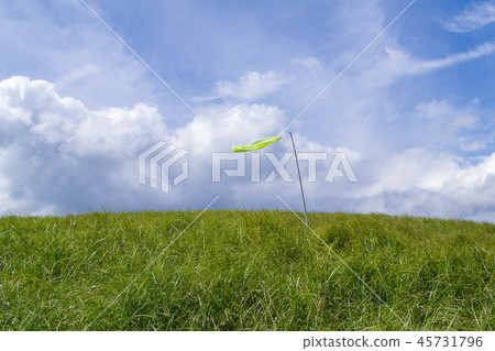 多風的草山 45731796