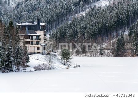 Solitary hotel building in beautiful snowy winter Solitary hotel building in beautiful snowy winter 45732348