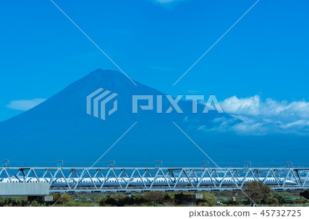 Snow-free Mt. Fuji, Fuji and Shinkansen, Fuji and sunny, Shinkansen and sunny, blue sky, scenery of Fuji River, Mt. Fuji, Fuji, Fuji 45732725