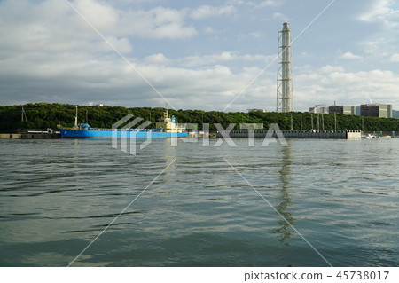 Ako port 45738017