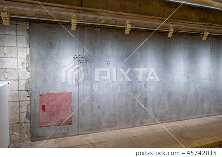 Concrete wall, interior that evokes the latest technology Concrete wall, interior that evokes the latest technology 45742015