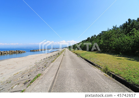 Cycling road by the sea 45742657