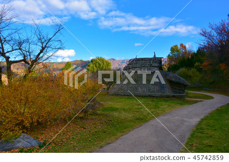Kashino Village Yashiro Shimizu Ruins 45742859