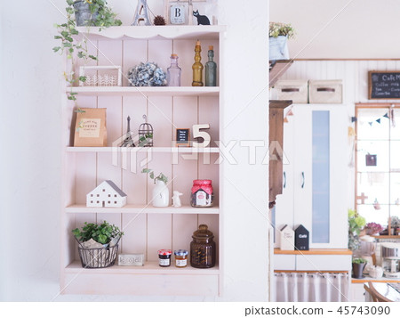 在牆壁上的自然內部物品 在牆壁上的自然內部物品 45743090