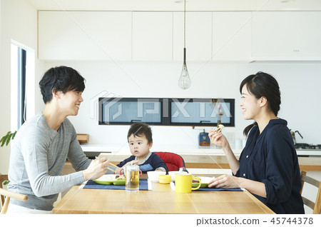 Family meal Family meal 45744378