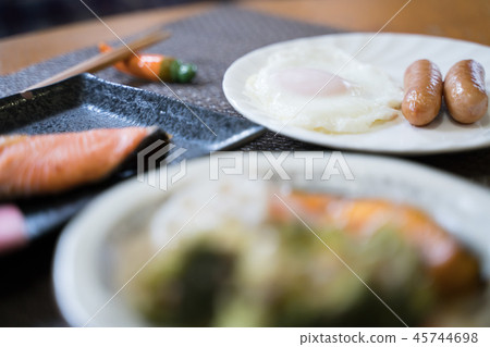 早餐 早餐 45744698