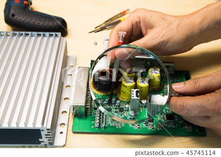 Electronics repair 45745114