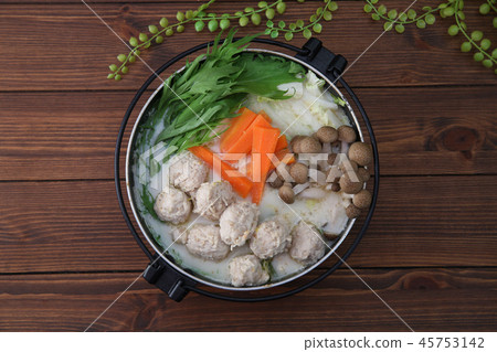 Chicken dumpling pot 45753142