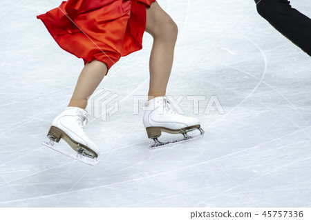 Figure Skating Figure Skating 45757336