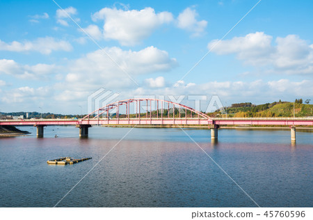 Takataki Lake and Kamobashi (Ichihara City, Chiba Prefecture) *Photo taken in November 2018 Takataki Lake and Kamobashi (Ichihara City, Chiba Prefecture) *Photo taken in November 2018 45760596